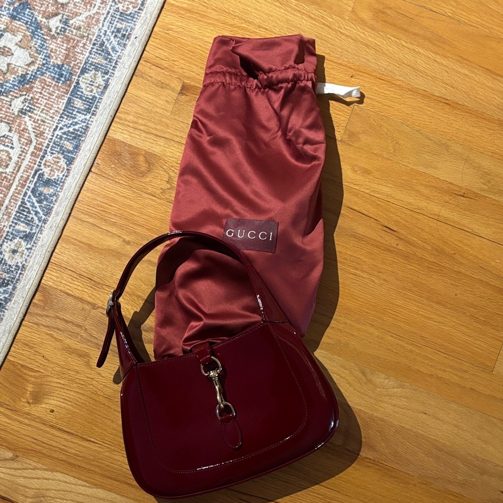 Gucci Burgundy Patent Leather Horsebit Shoulder Bag - copy